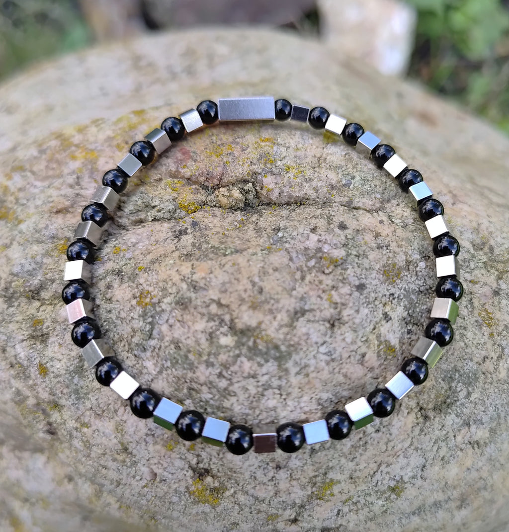 Onyx + Edelstahl, elastisches Armband mit Naturstein, 4 mm