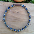 Lapislazuli, Sandelholz + Edelstahl, elastisches Armband mit Naturstein, 4 mm