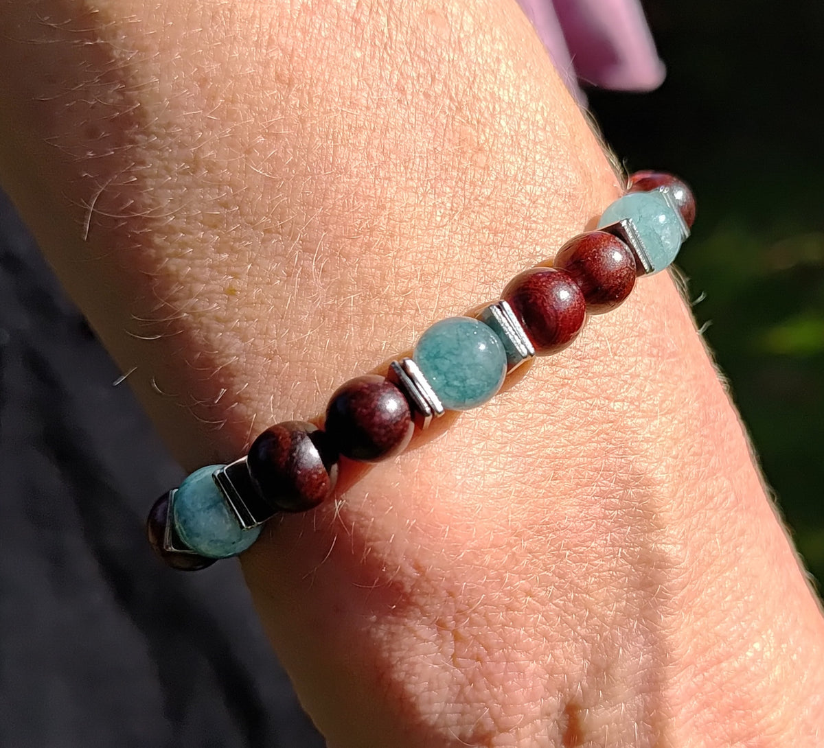 Aquamarin, Sandelholz + Edelstahl, elastisches Armband mit Naturstein, 8 mm