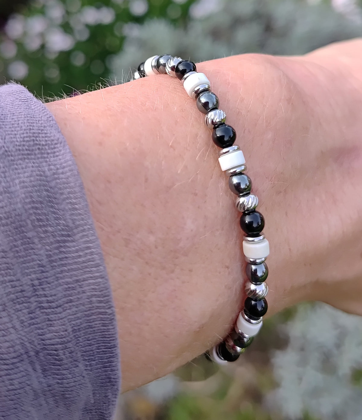 Onyx, Hämatit, Magnesit + Edelstahl, elastisches Armband mit Naturstein, 4 mm