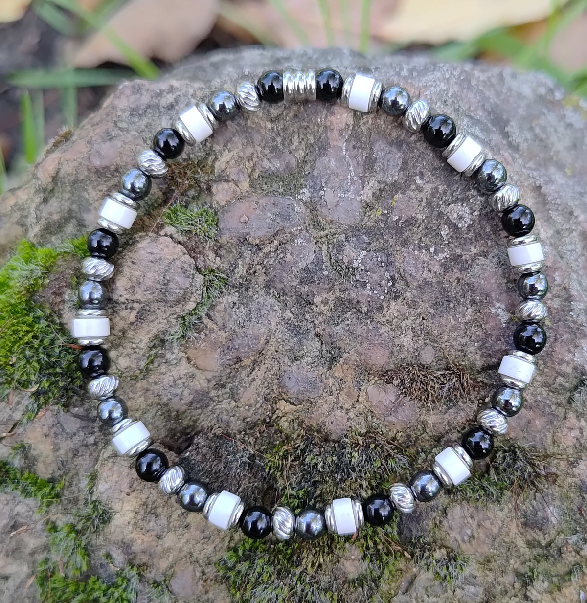 Onyx, Hämatit, Magnesit + Edelstahl, elastisches Armband mit Naturstein, 4 mm
