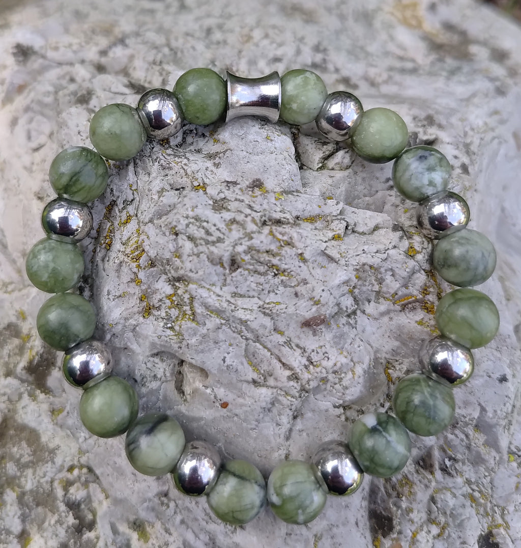 Grüne Jade + Edelstahl, elastisches Armband mit Naturstein, 8 mm