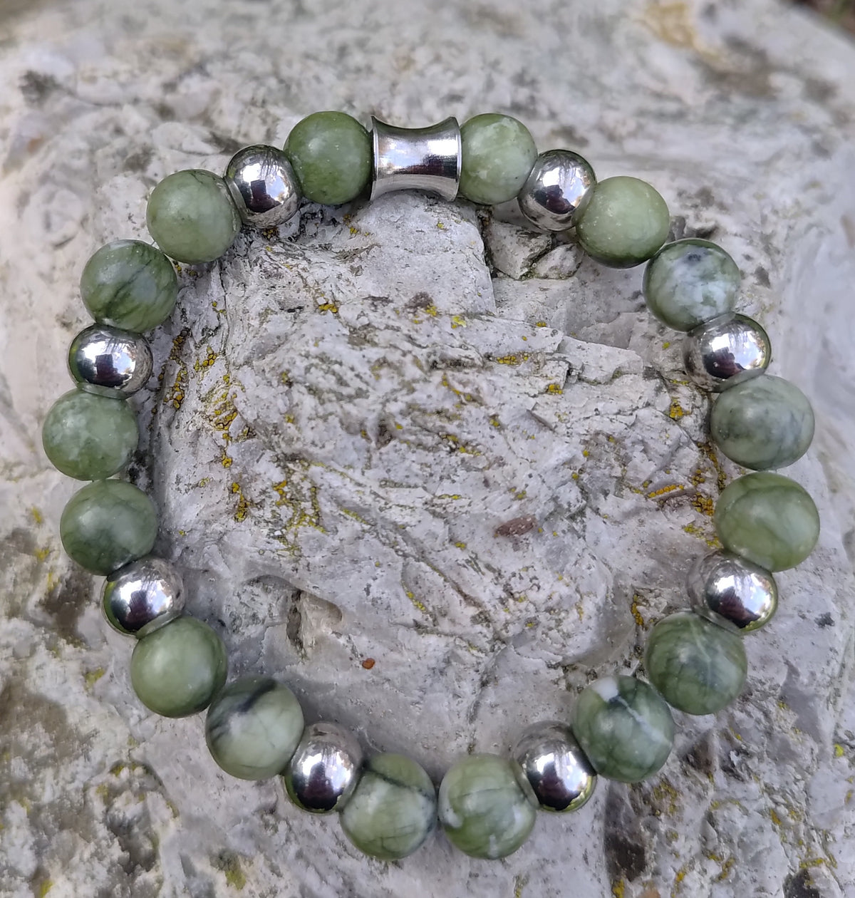 Grüne Jade + Edelstahl, elastisches Armband mit Naturstein, 8 mm