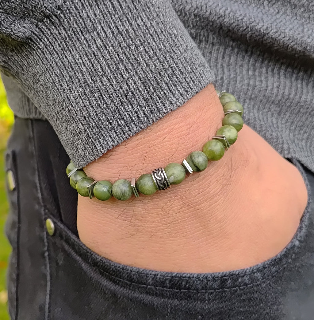 Grüne Jade + Edelstahl, elastisches Armband mit Naturstein, 8 mm