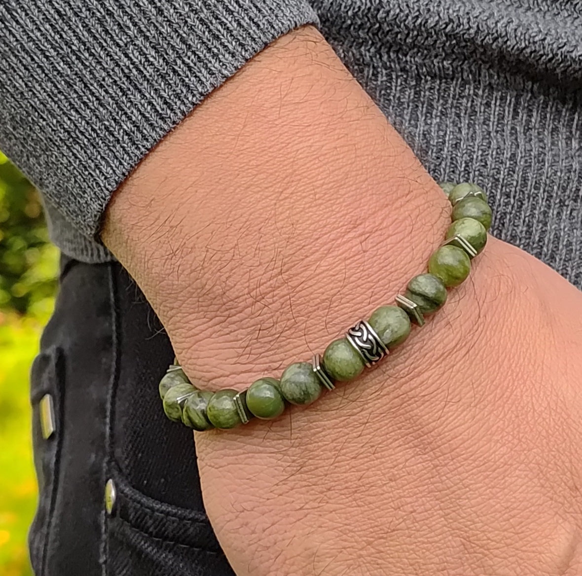 Grüne Jade + Edelstahl, elastisches Armband mit Naturstein, 8 mm