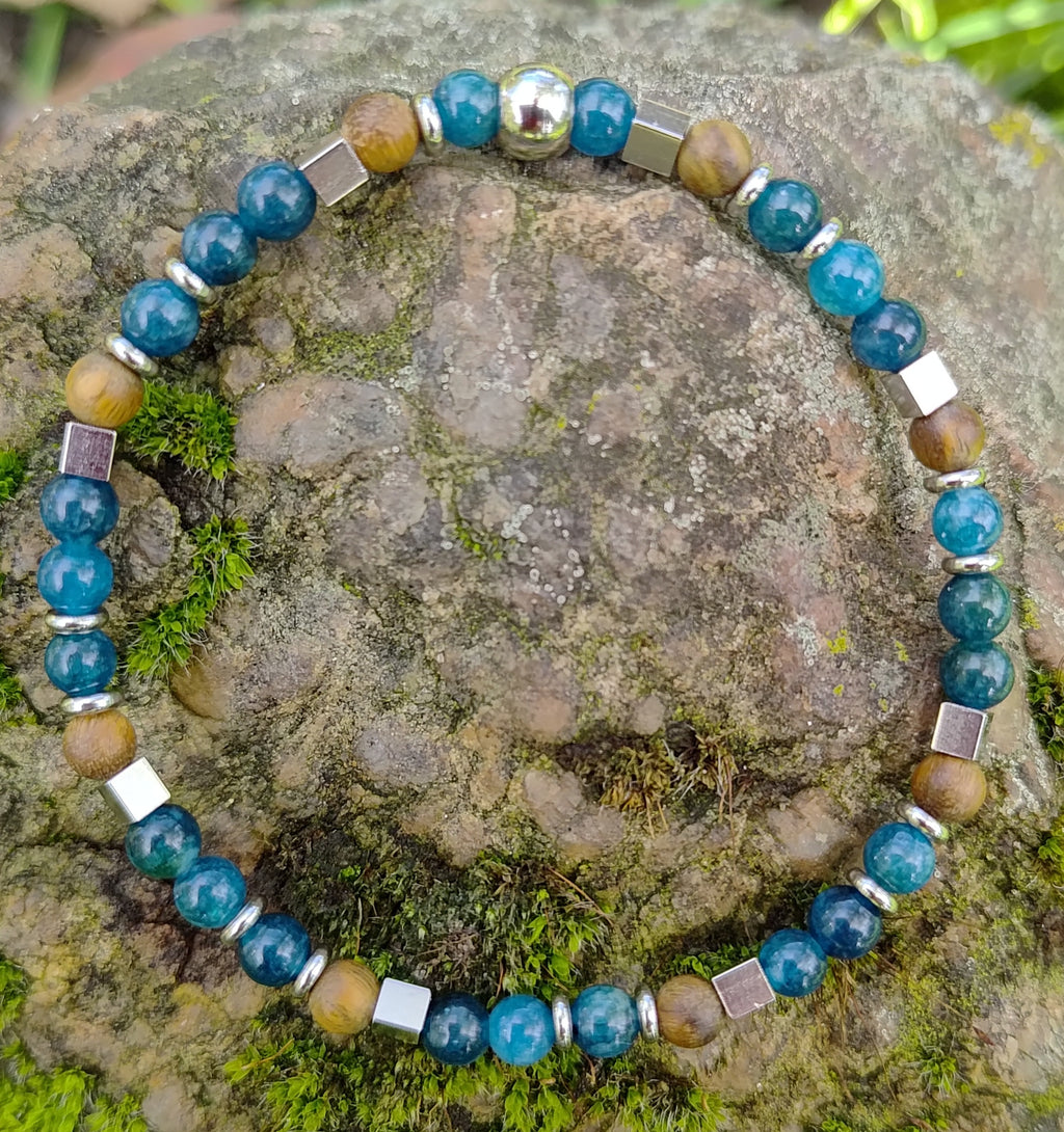 Apatit, Sandelholz + Edelstahl, elastisches Armband mit Naturstein, 4 mm