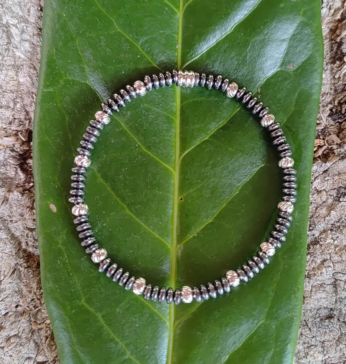 Hämatit + Edelstahl, elastisches Armband mit Naturstein, 4 mm