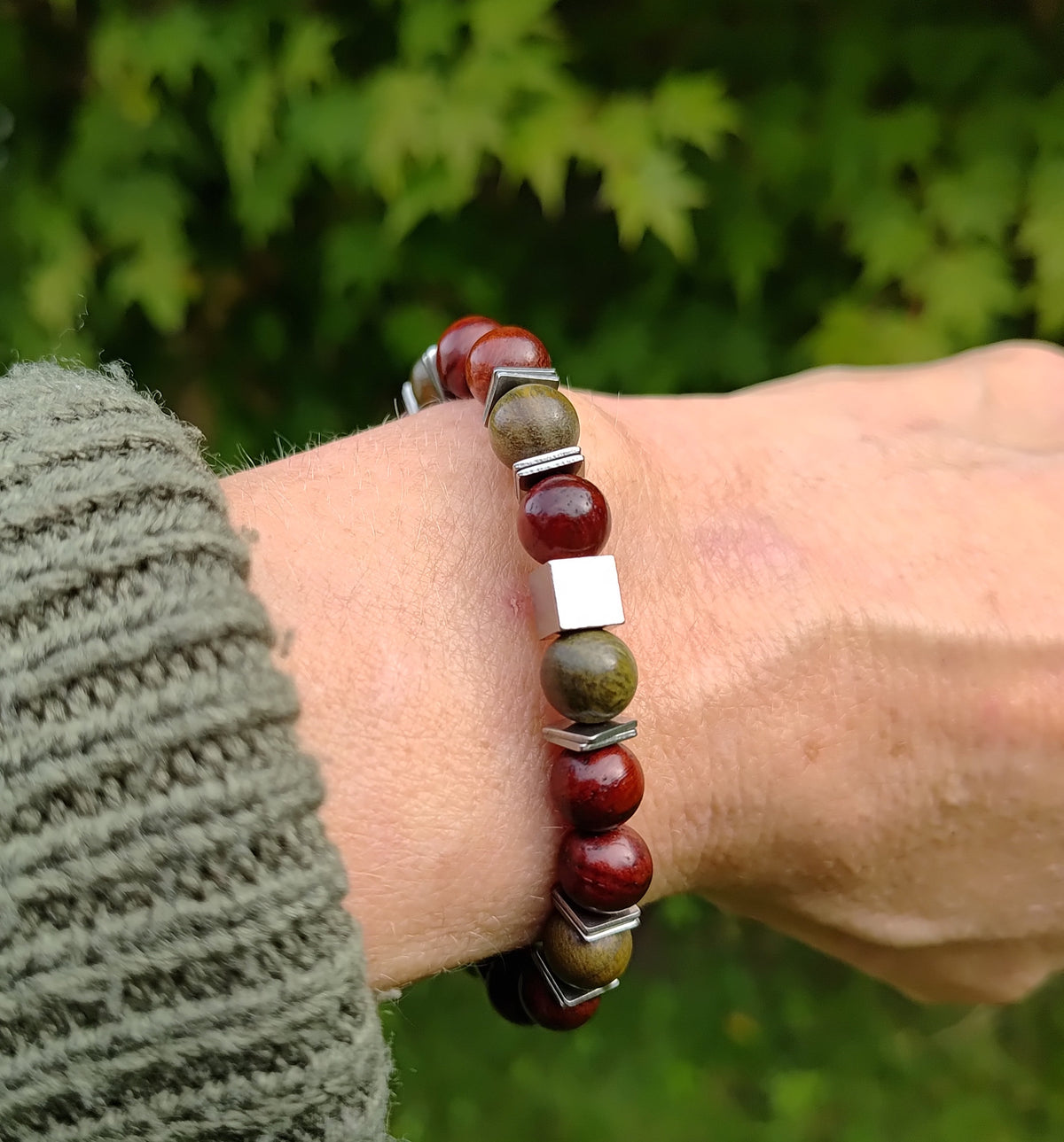 Sandelholz + Edelstahl, elastisches Armband, 8 mm